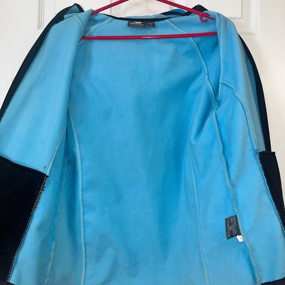 New Balance Vibrant Blue Jacket with Neon Pink Details - Picture 3 of 5